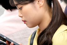 NHDTC-26803 パンスト穴あけ指入れ羞恥でねっとり膣内をほじられ本気汁が滴るほど感じまくる美脚女6 デカ乳マゾOL サンプル画像1