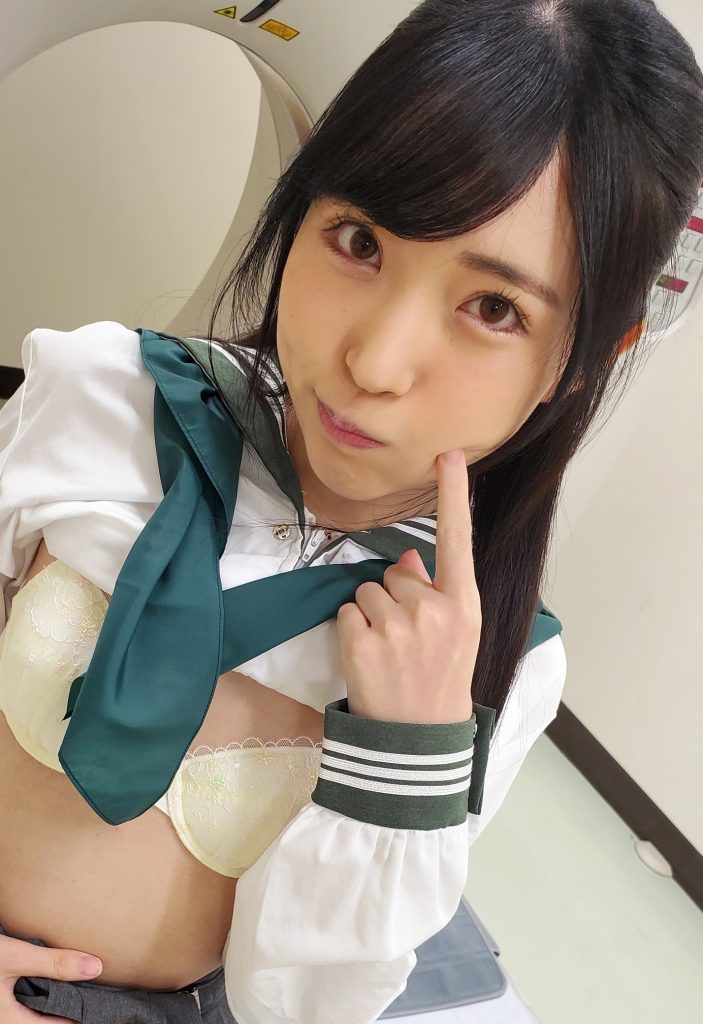 皆月ひかる 皆月ひかるinアリババ秋葉原